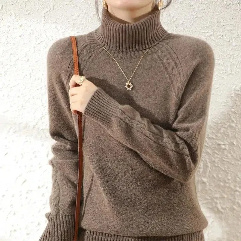 Cozy Women's Cable Knit Turtleneck Sweater