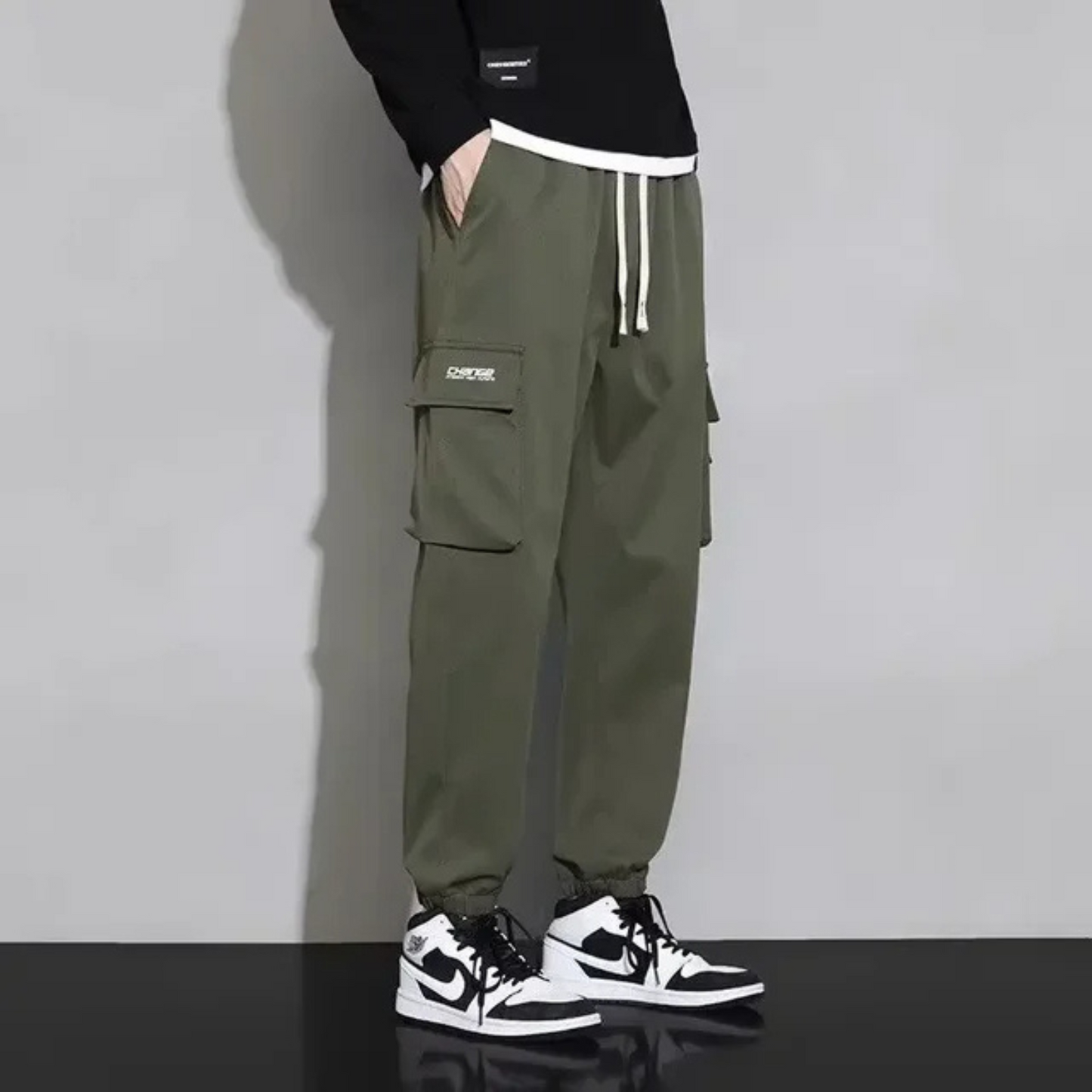 Relaxed Fit Cargo Pants with Elastic Waistband