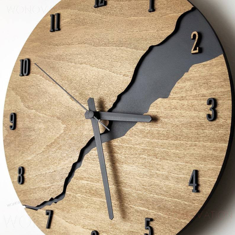 Simple Rustic Wooden Wall Clock - VogeLuxe