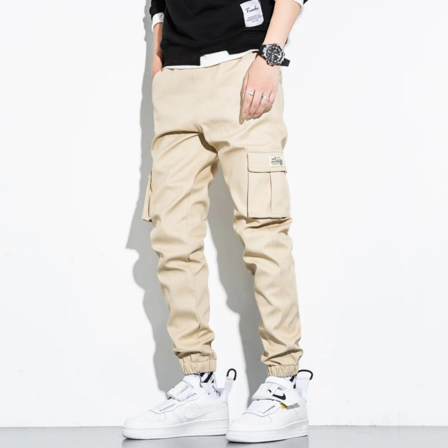 Relaxed Fit Cargo Pants with Elastic Waist and Pockets