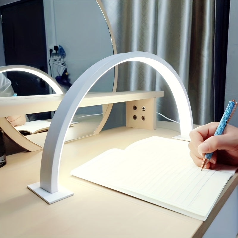 Compact Modern USB Desk Light
