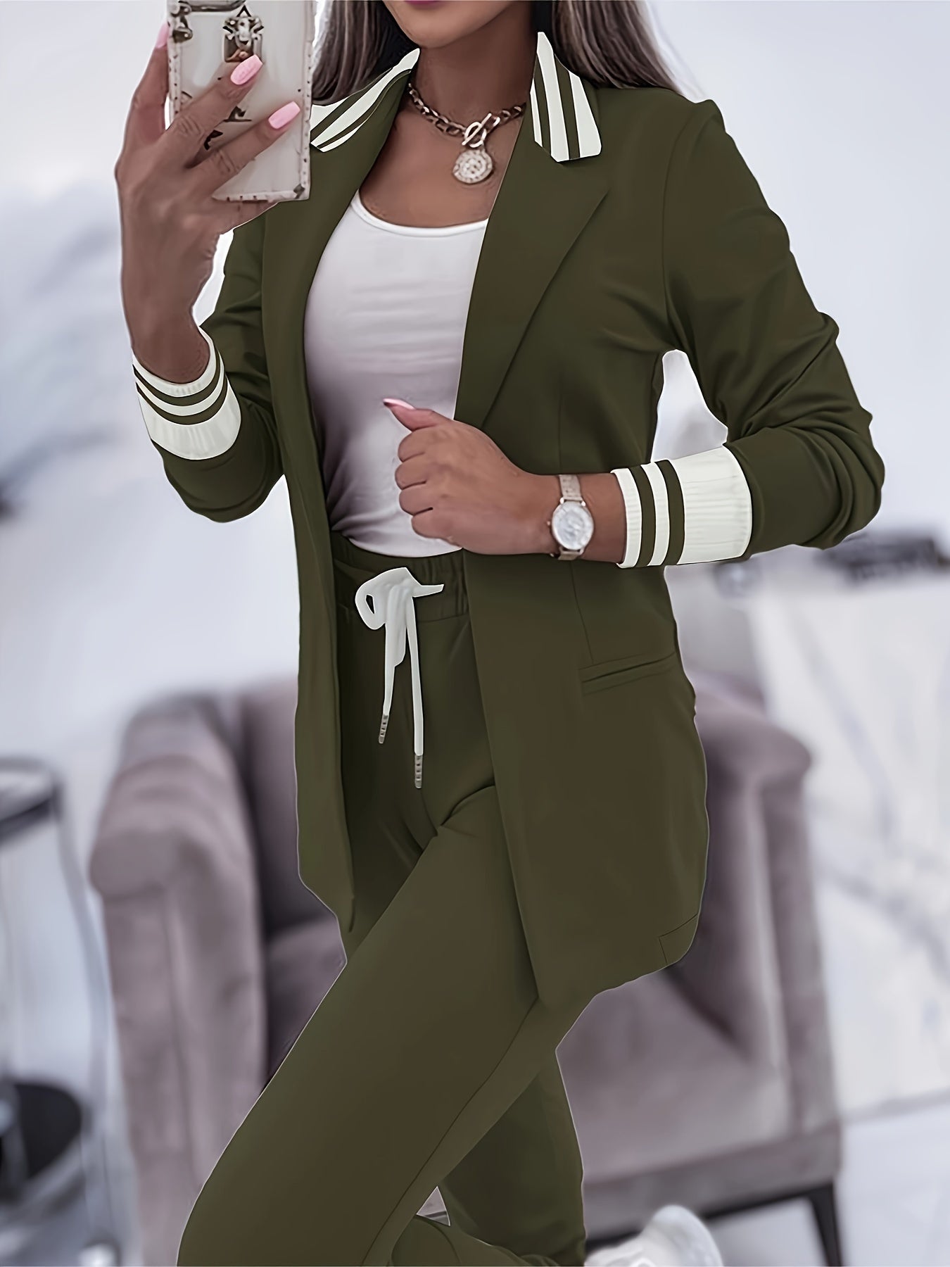 Stylish Women's 2 Piece Blazer Suit Set