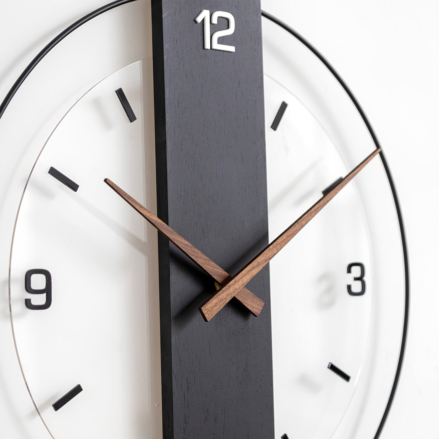 Simple Quiet Wooden Wall Clock - VogeLuxe