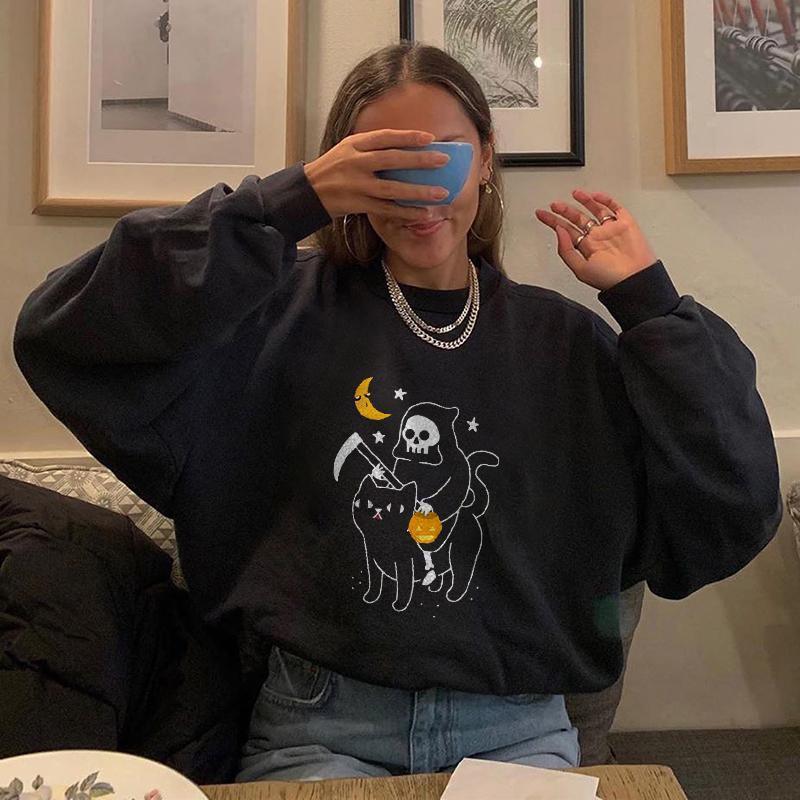 Spooky Halloween Women's Crew Neck Tee - BritishElegance