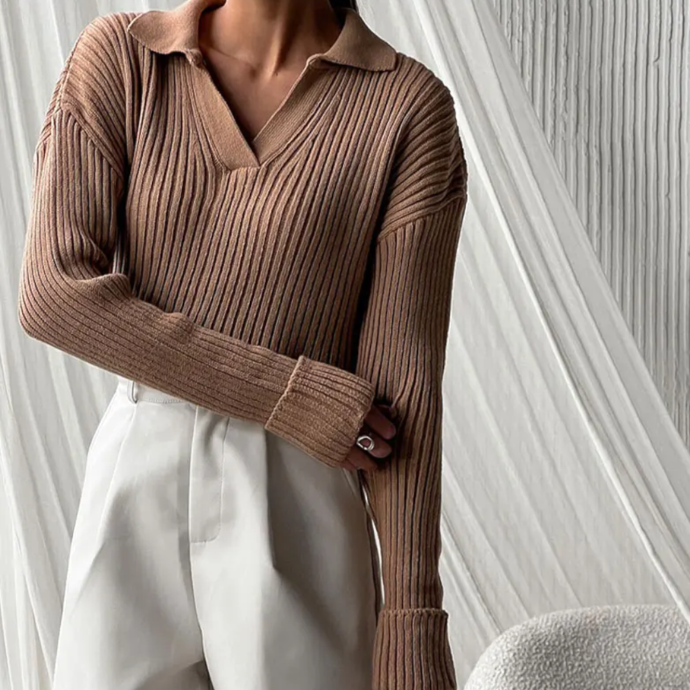 Cozy Women's Winter Crew Neck Wool Sweater