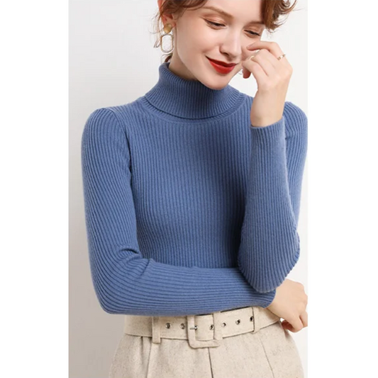 Women's Fitted Crew Neck Warm Knit Sweater - VogeLuxe