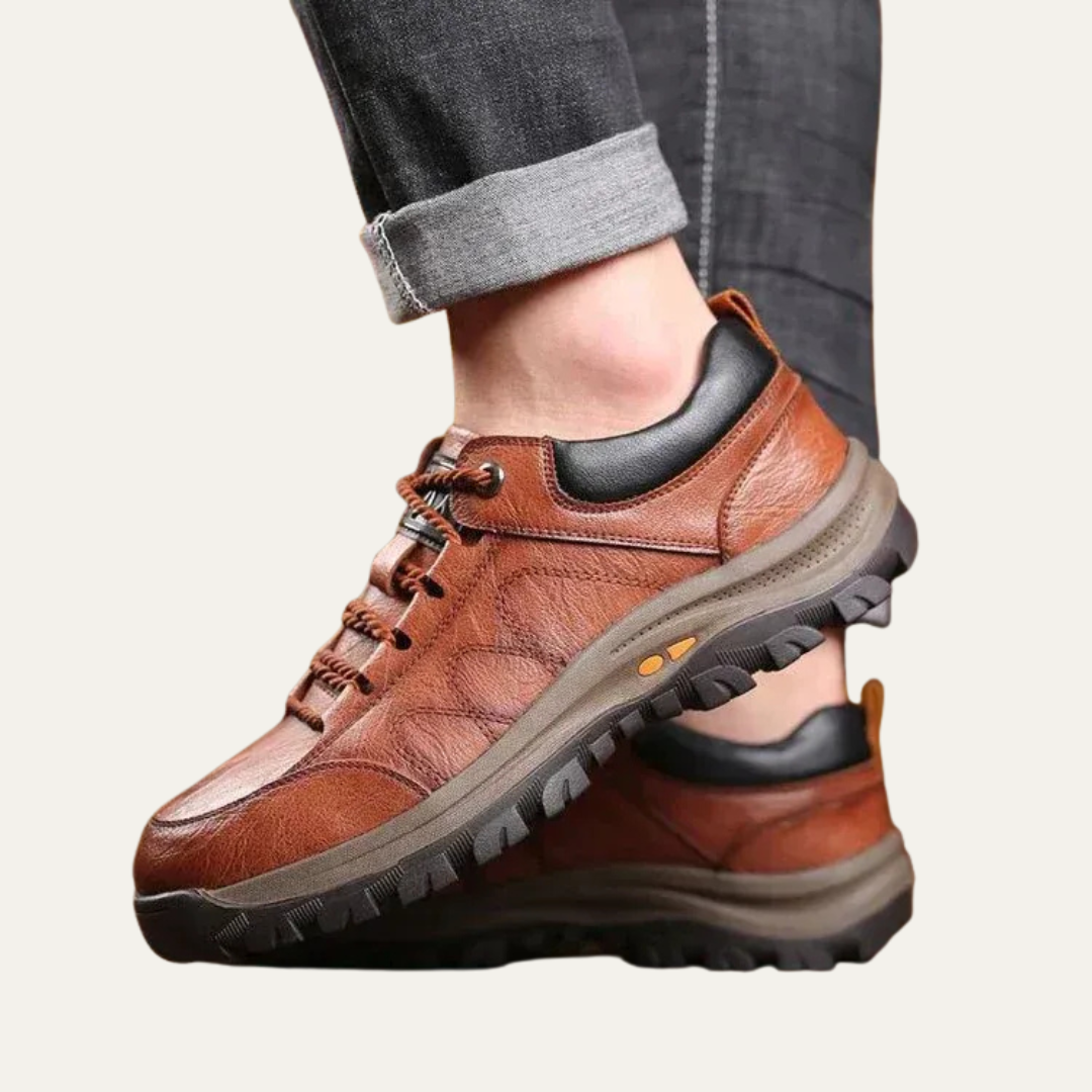 VogeLuxe | Men’s Low Top Outdoor Hybrid Leather Shoe