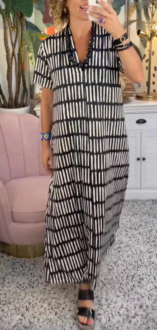 Chic Lightweight Floral Maxi Dress - VogeLuxe