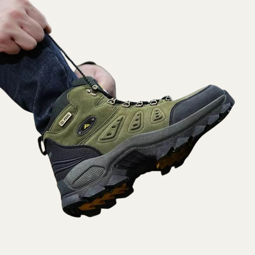 VogeLuxe | Men’s Rugged Mid Cut Hiking Boots