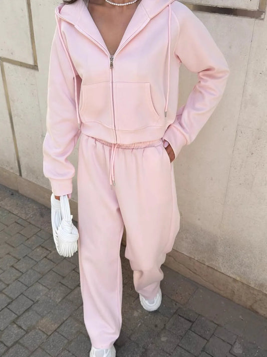 Comfortable Hooded Sweat Suit Set - VogeLuxe