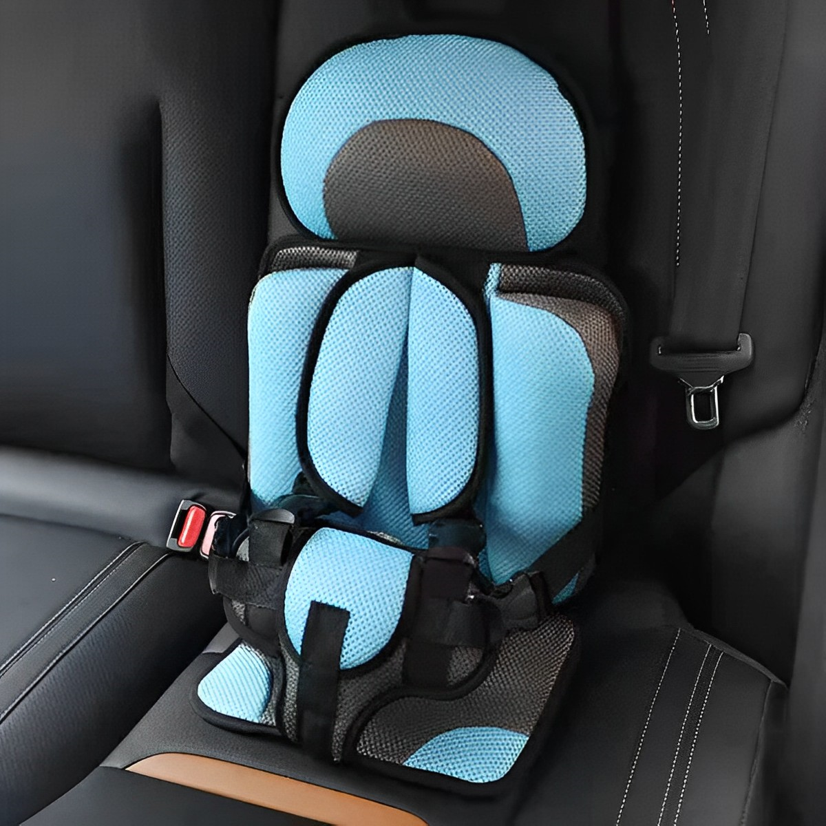 Compact Baby Car Seat Portable and Travel Friendly