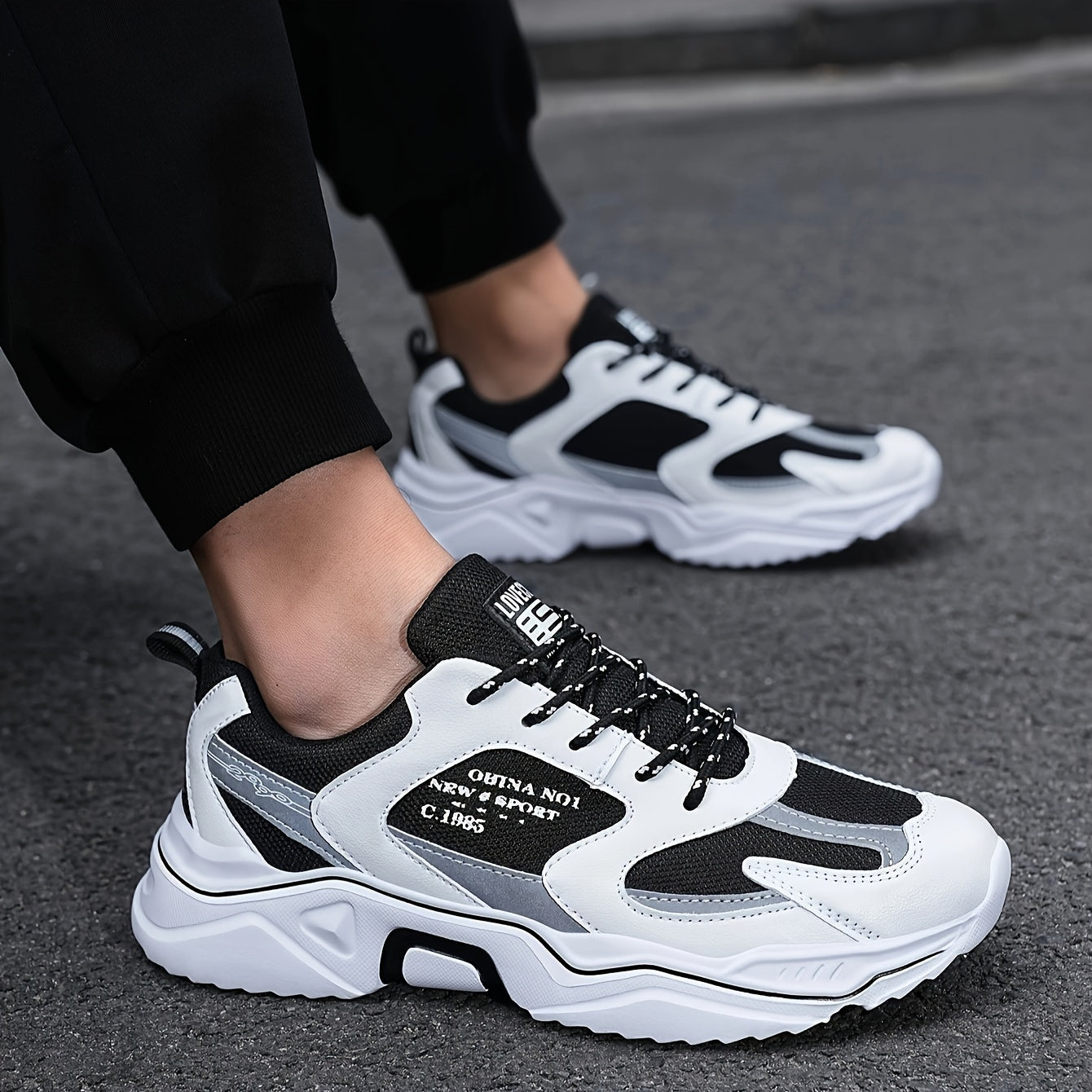 Comfy Lightweight Mens Sneakers For Daily Wear - BritishElegance