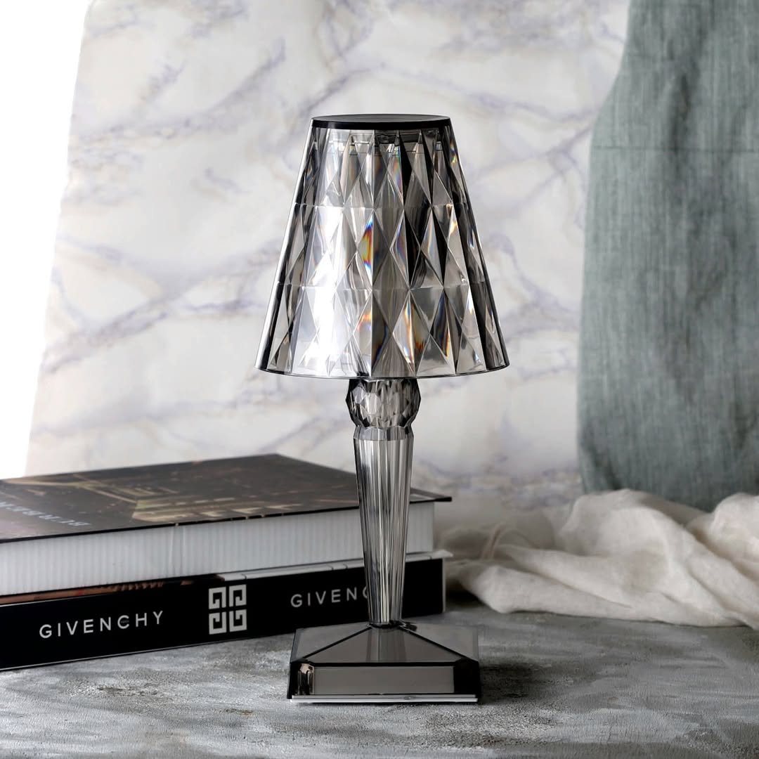 Glamorous Glass Table Lamp