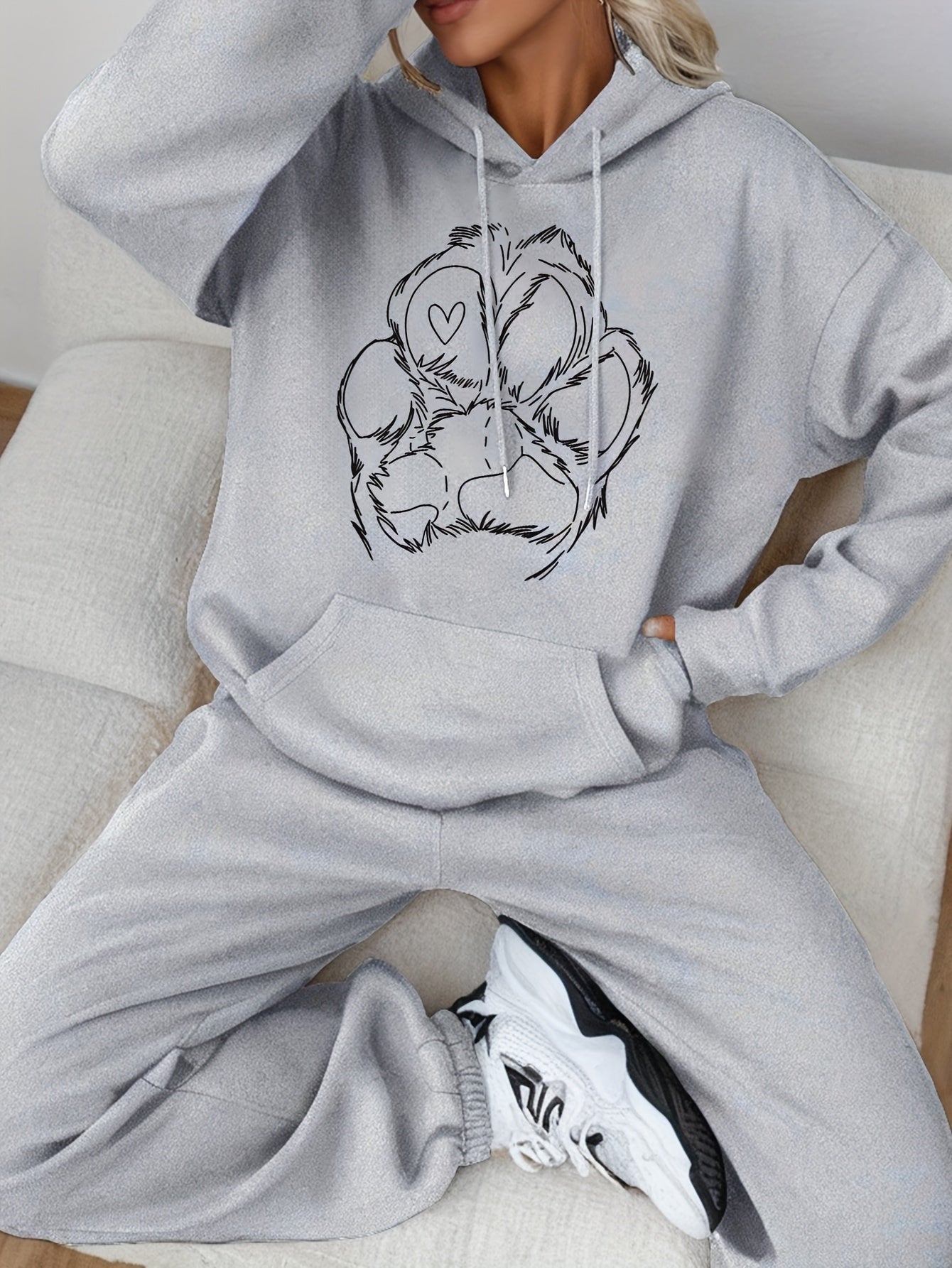 Comfy Women's Jogger Suit for Everyday Wear - VogeLuxe
