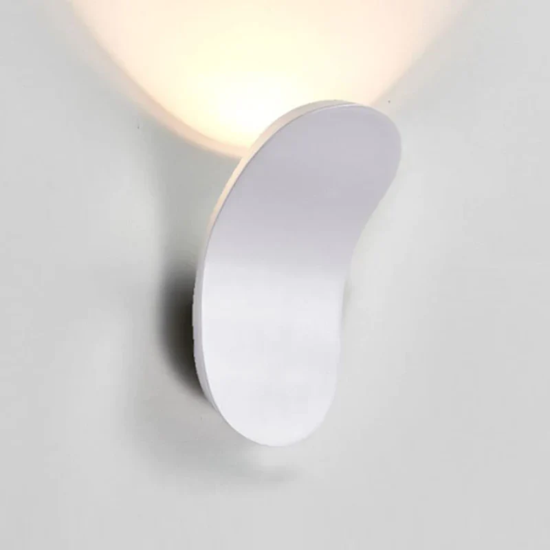 Sleek Contemporary LED Wall Lamp