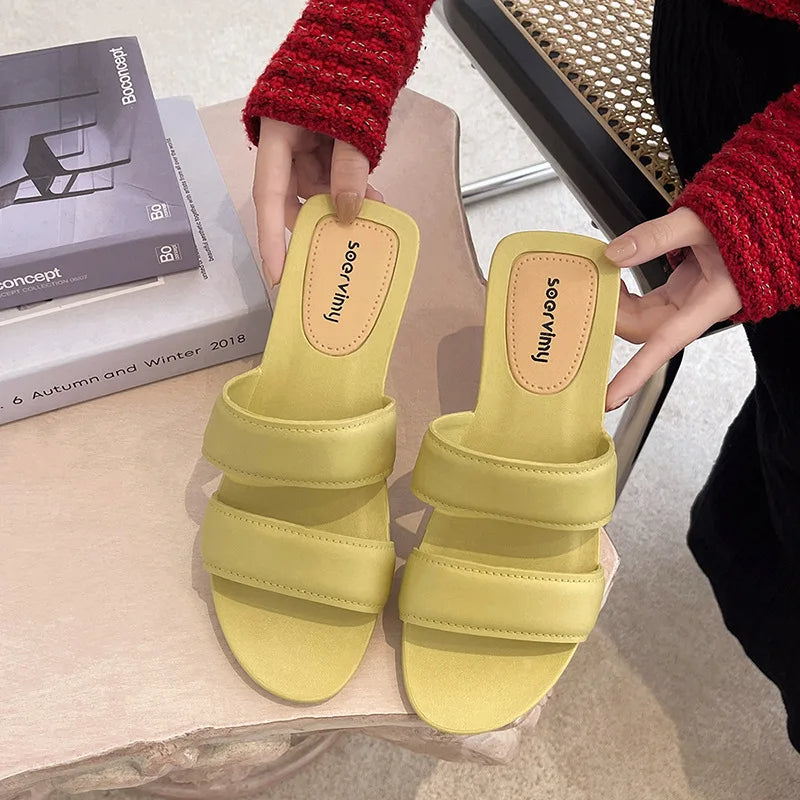 Comfortable Summer Slip Resistant Flat Sandals