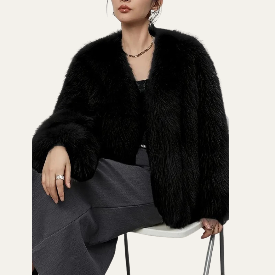 VogeLuxe | Women’s Cropped Fur Jacket