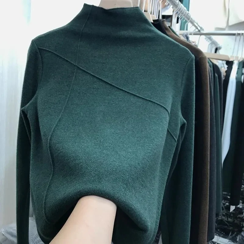 Warm Women's Turtleneck Winter Sweater
