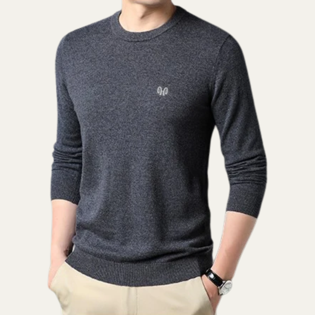 VogeLuxe | Men’s Minimalist Embroidered Crew Neck Knit Sweater