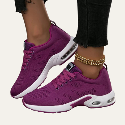 VogeLuxe | Women’s Metallic Trim Low Top Platform Sneakers