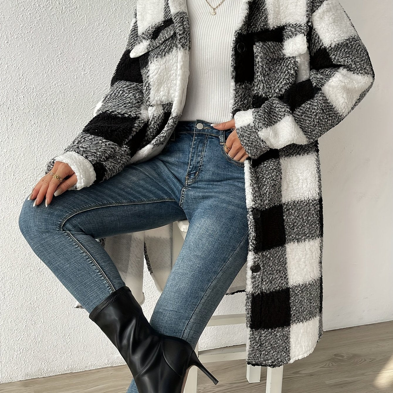 Relaxed Fit Women's Button Down Trench Coat