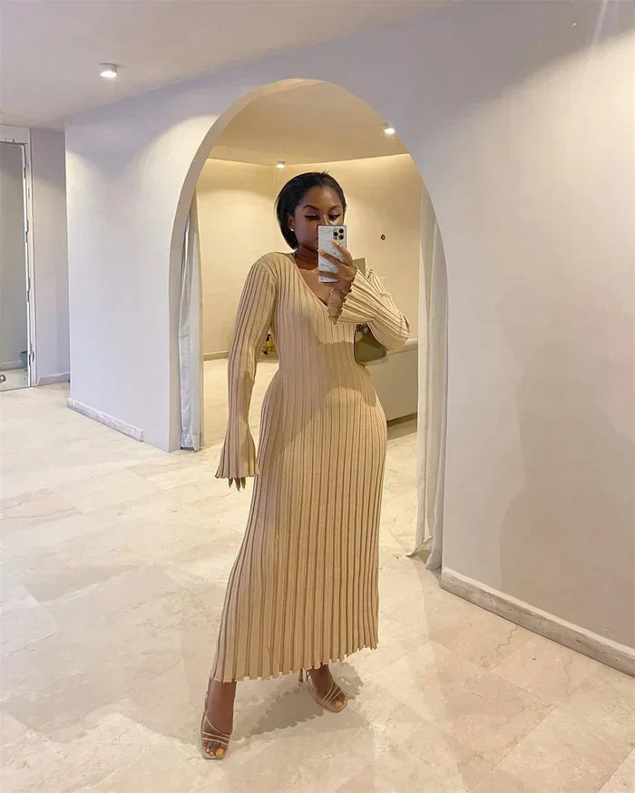 Lightweight Women's Knit Maxi Dress with Sleeves