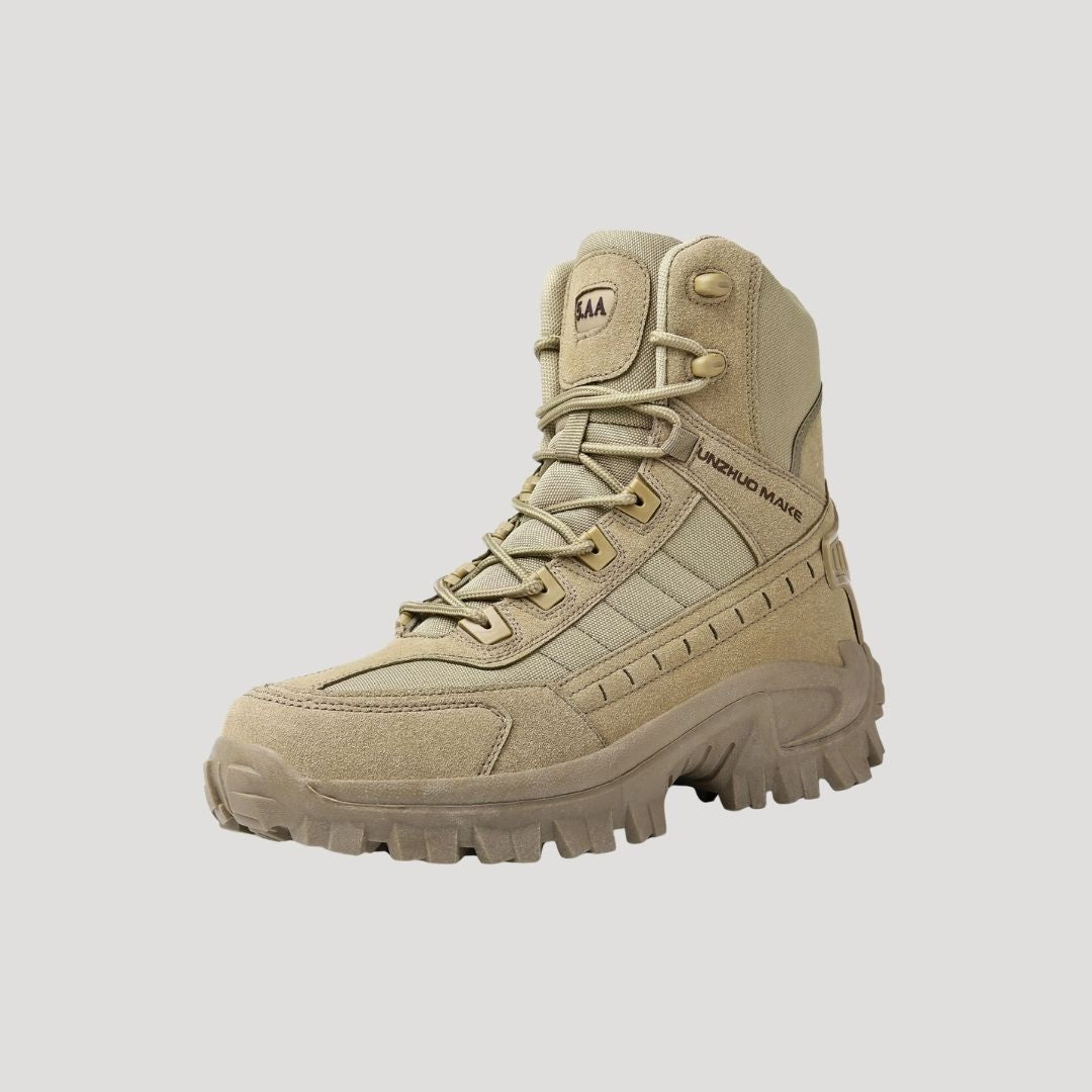Insulated Water Resistant Hiking Boots Winter Tread