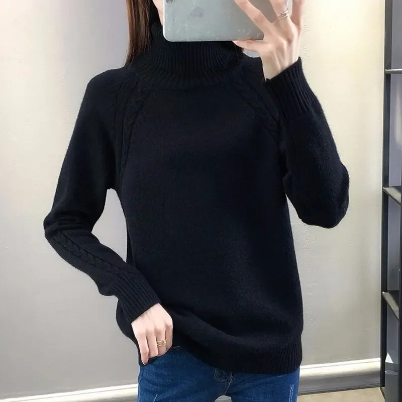 Cozy Women's Cable Knit Turtleneck Sweater