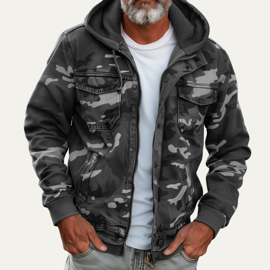 VogeLuxe | Men’s Camouflage Hybrid Jacket