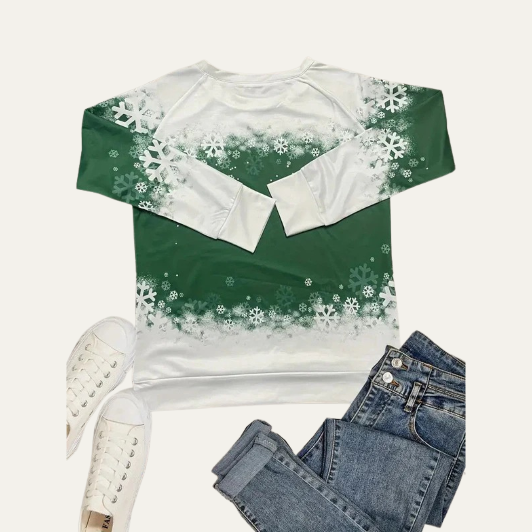 VogeLuxe | Women’s Winter Cats Printed Crewneck Sweater