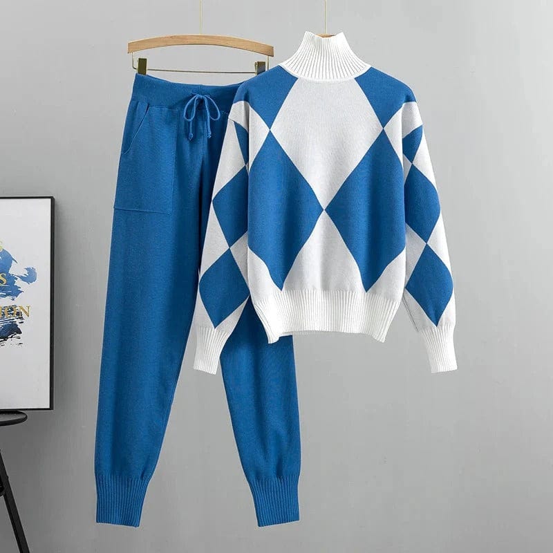 Cozy Winter Women's Outfit Set