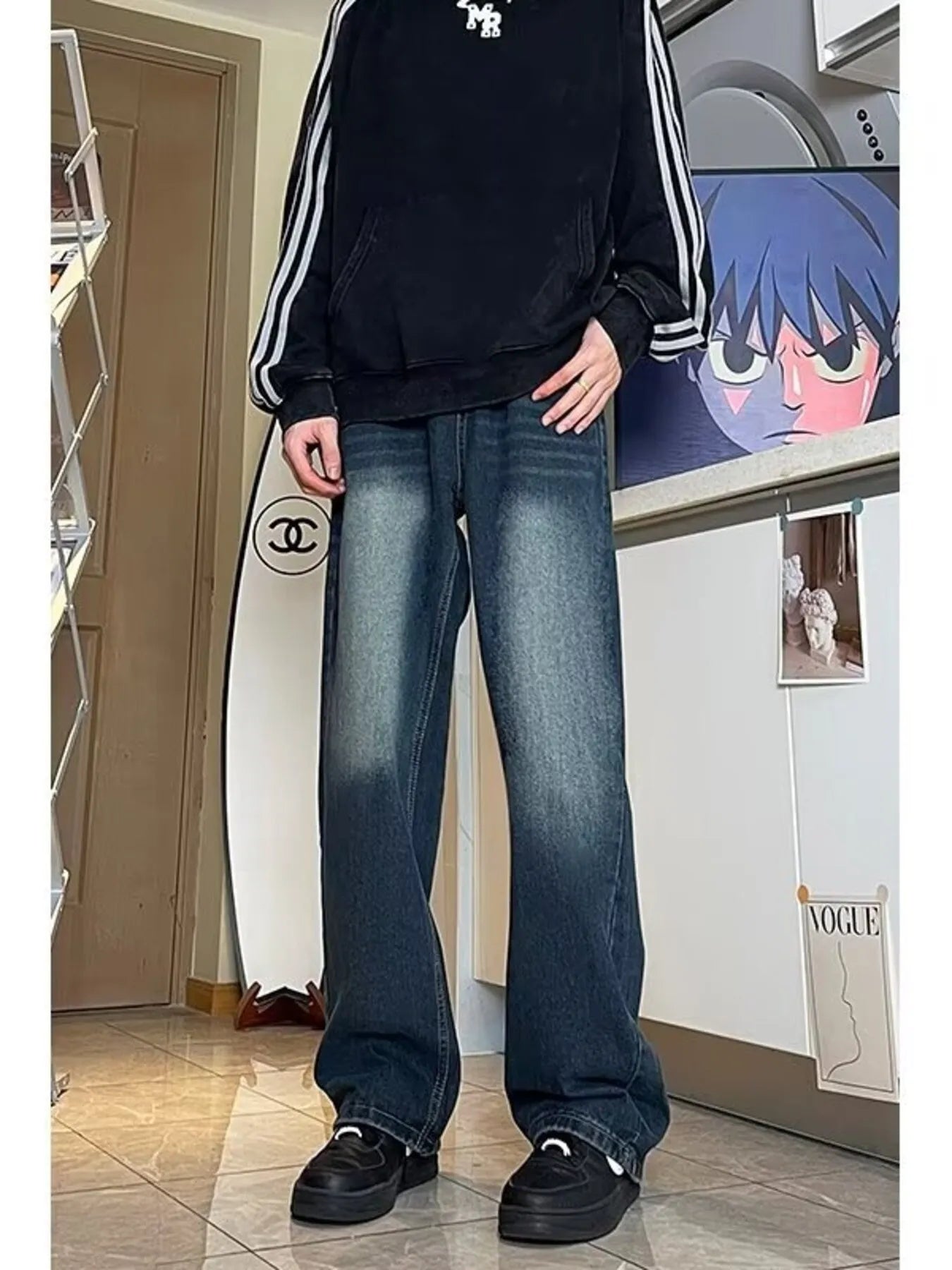 Relaxed Fit Classic Straight Jeans - VogeLuxe