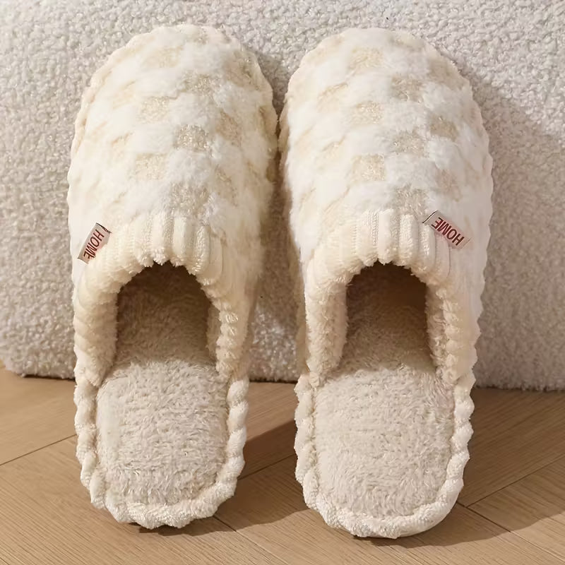 Cozy Plush Women's Slippers – Comfortable Fuzzy Home Shoes - VogeLuxe