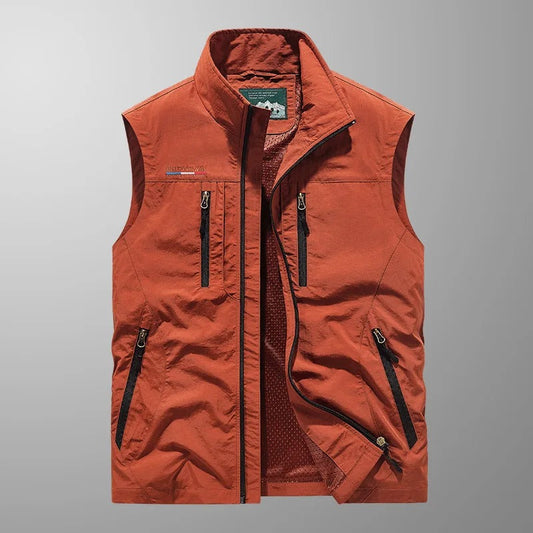 Comfortable Hiking Cargo Vest for Men - VogeLuxe