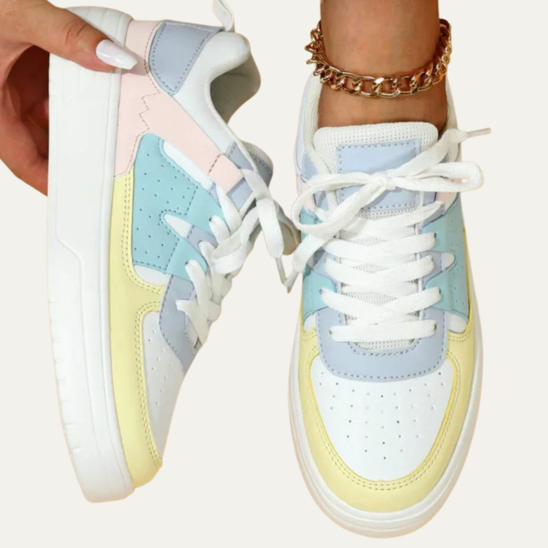 VogeLuxe | Women’s Platform Lace Up Low Top Sneakers