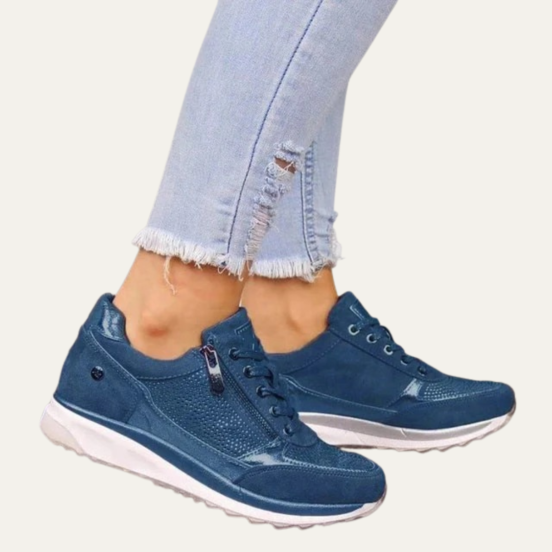 VogeLuxe | Women’s Minimalist Lace Up Platform Sneakers