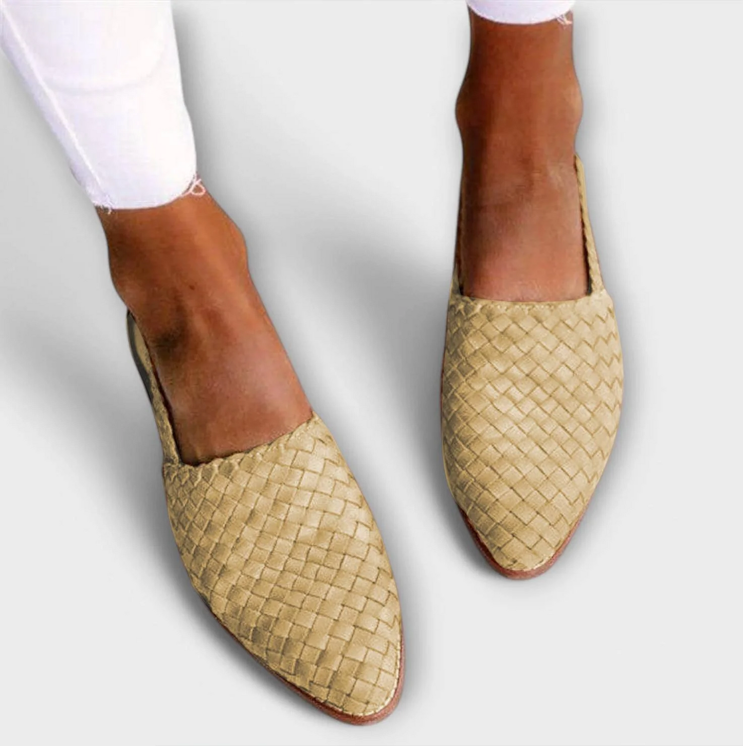 VogeLuxe | Women’s Woven Pointed Toe Flat Loafers