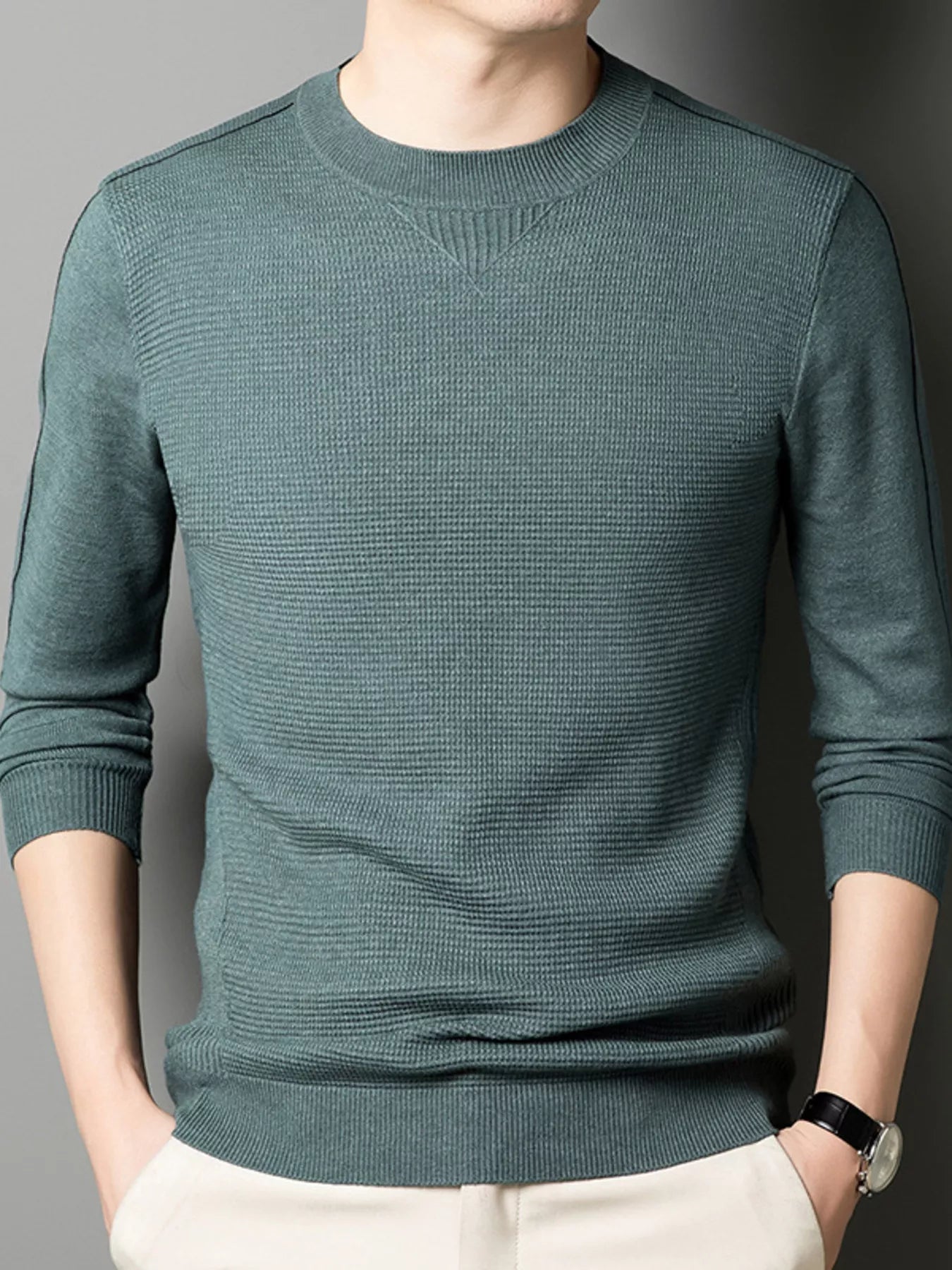 Men's Lightweight Fit Crew Neck Sweater - BritishElegance