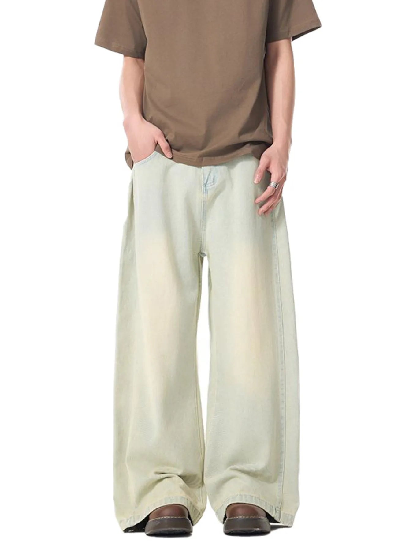 Relaxed Fit Distressed Denim Jeans - VogeLuxe