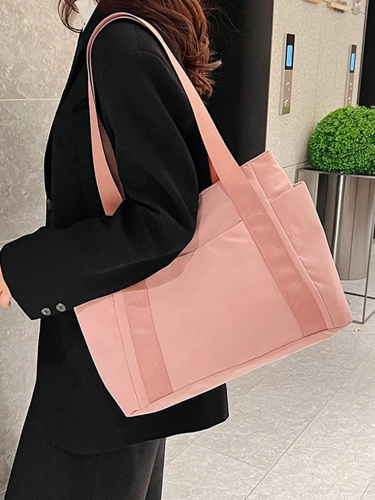 Classic Large Tote Handbag for Daily Use