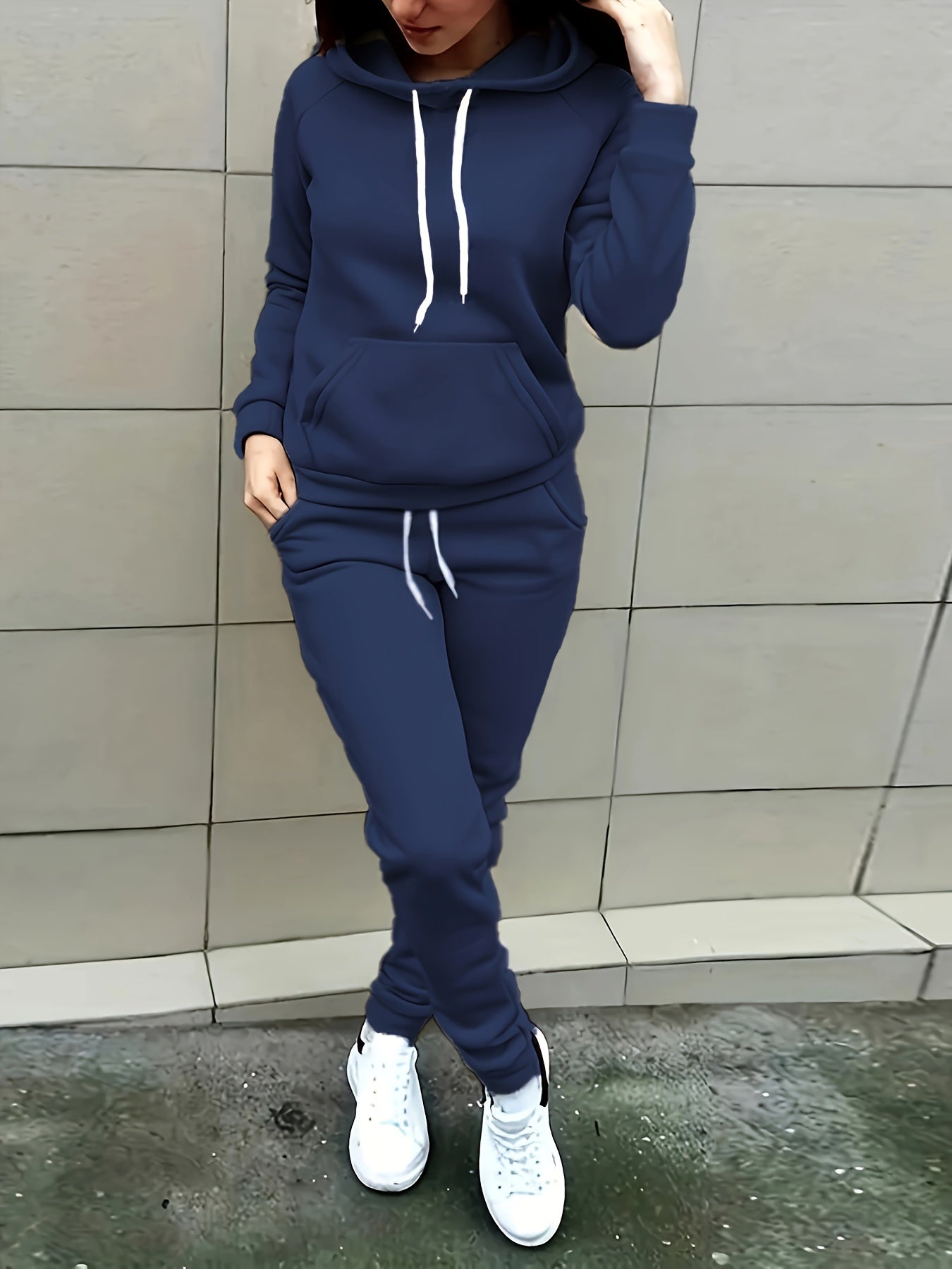 Comfy Hooded Sweat suit for Women with Pockets - VogeLuxe