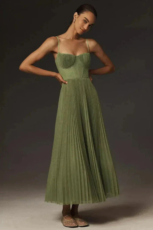 Winnie | Chic Ruffled Waist Midi Dress - VogeLuxe