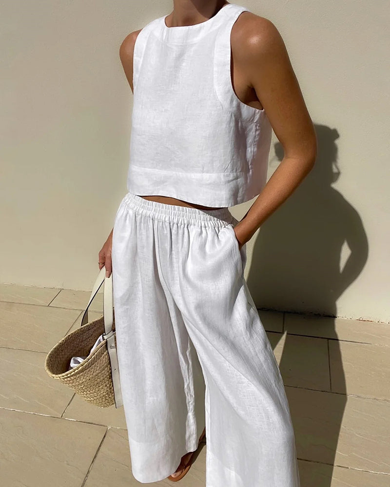 Chic 2-Piece Outfit for Easy Fashion - VogeLuxe