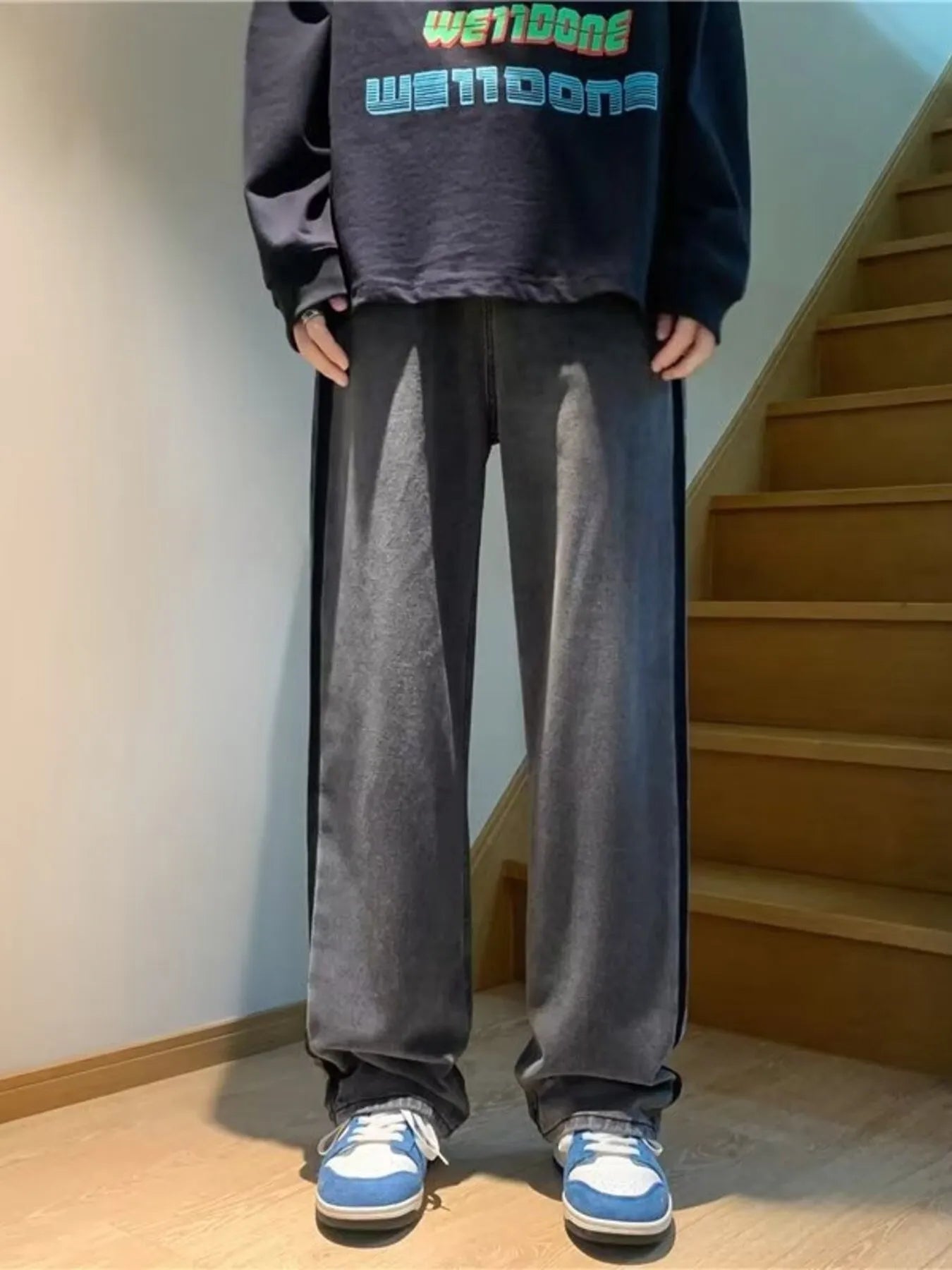 Men's Relaxed Fit Straight Jeans