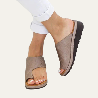 VogeLuxe | Women’s Minimalist Toe Loop Slide Sandal