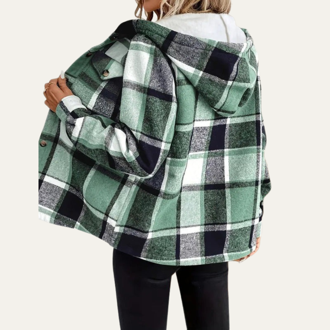 VogeLuxe | Women’s Cozy Plaid Shacket