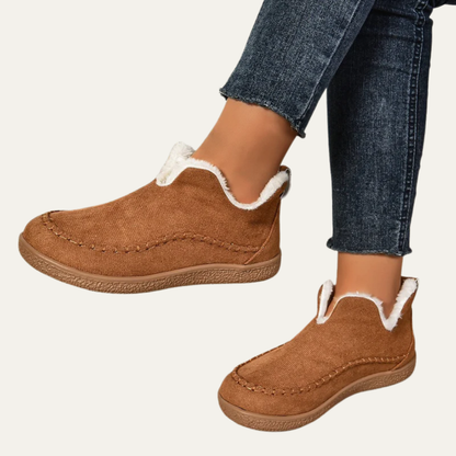 VogeLuxe | Women’s Cozy Faux Fur Lined Slip On Moccasin Shoe