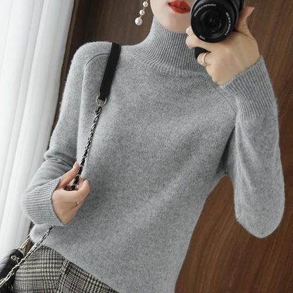 Cozy Women's Crew Neck Winter Sweater