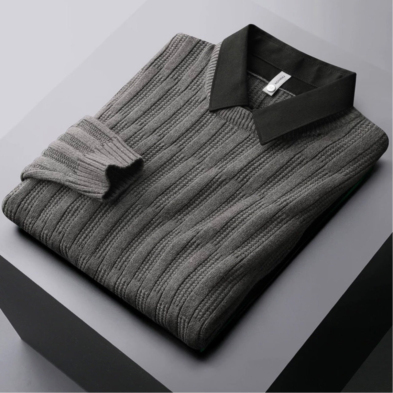 Classic Fit Men's Textured Polo Sweater - VogeLuxe