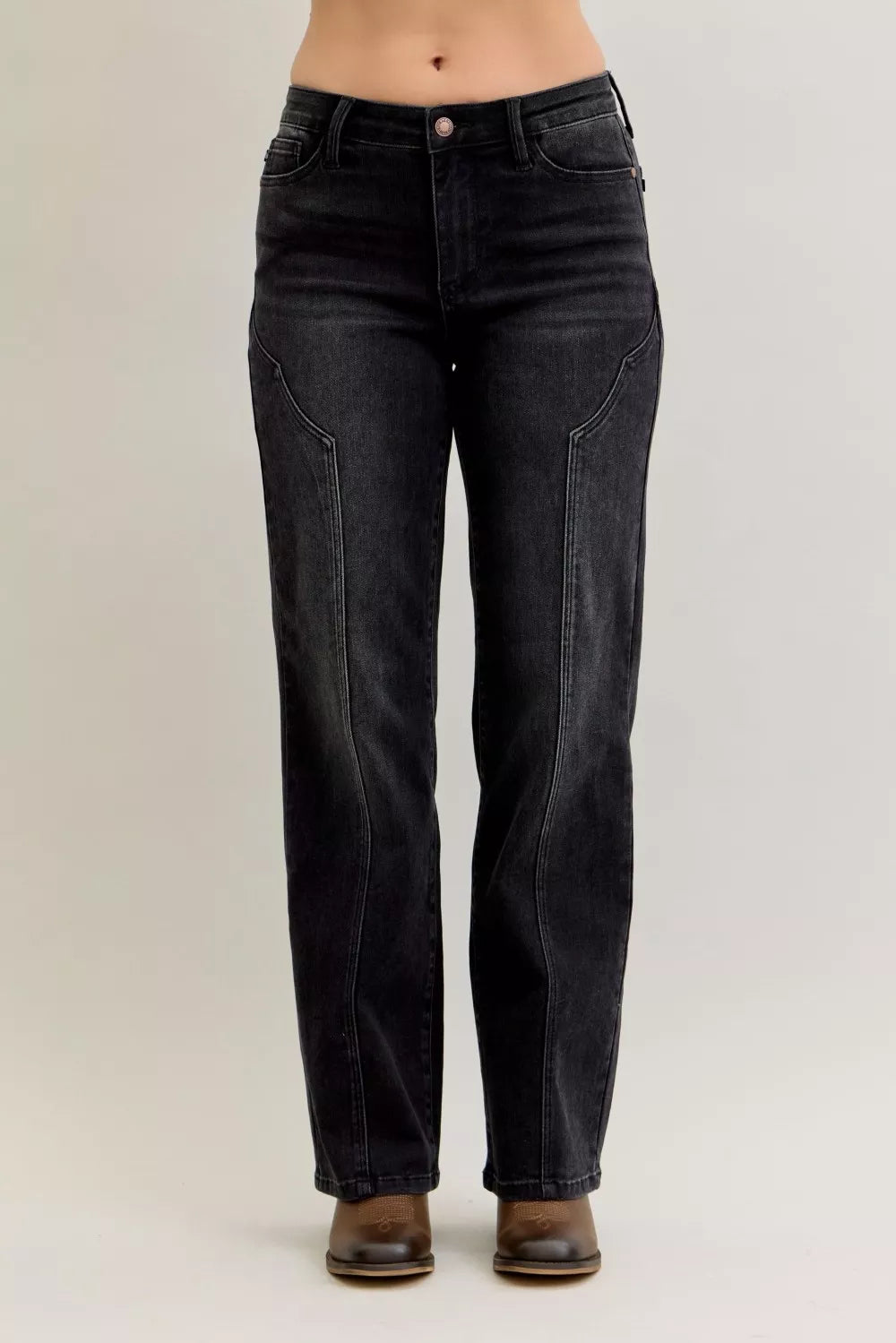 Classic Fit Straight Leg Women's Jeans - VogeLuxe